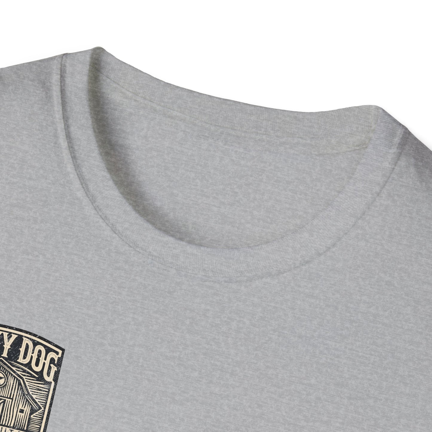 Canada buyers only-Lucky Dog Guitars "Barn Built" Tennessee T-shirt Mountain Hollow moon outdoors vintage Ford pickup truck custom guitar